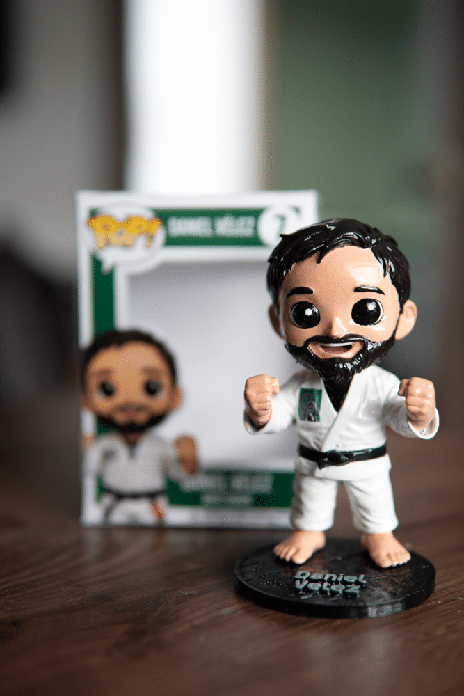 Figura 3D de un judoka con kimono blanco, impresión 3D en Quito